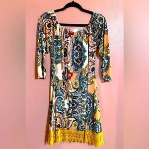 Size large paisley dress